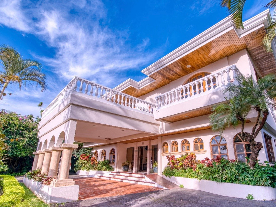 Buena Vista Chic Hotel主图