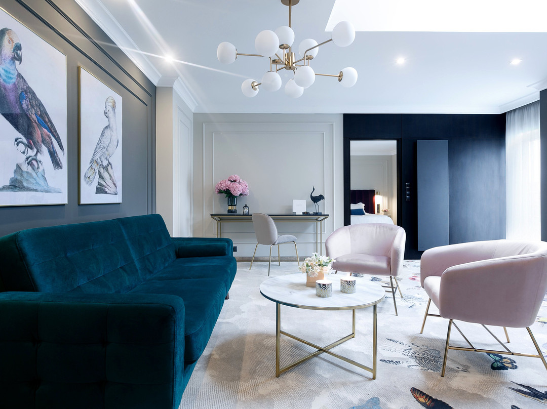 Queen Boutique Hotel主图