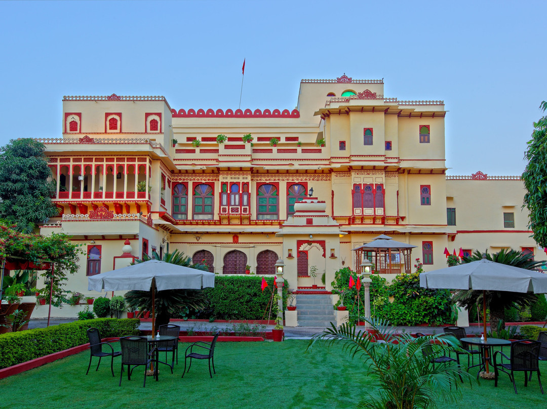 Khamera酒店住宿-哈里亚瓦堡酒店