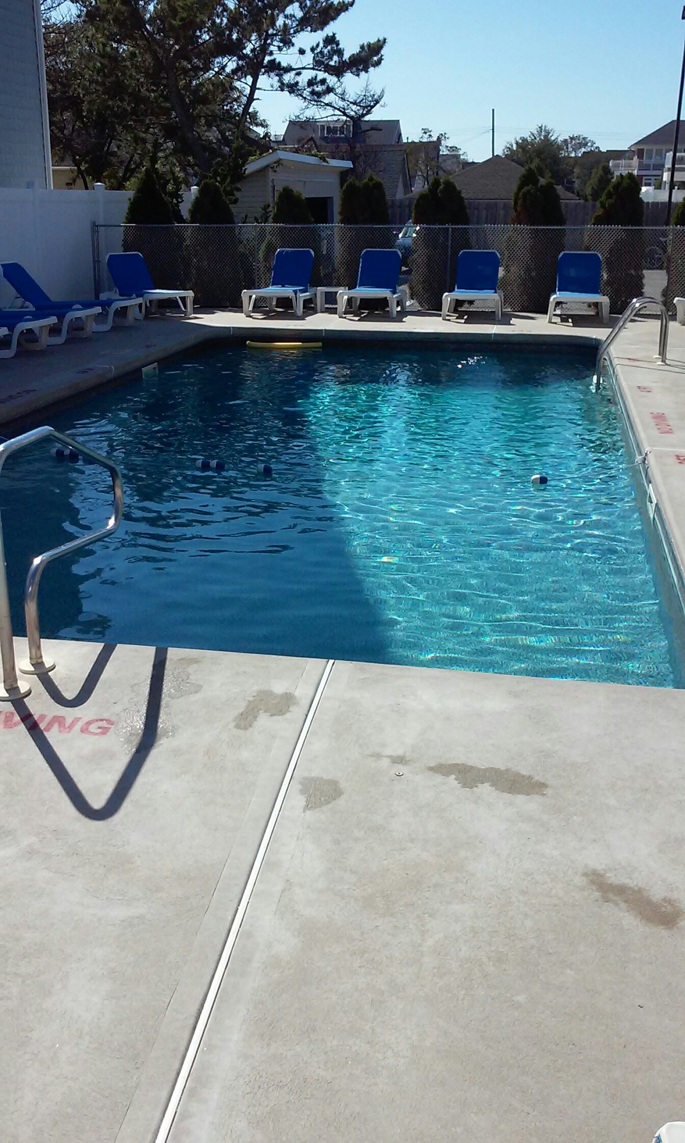 Point Beach Motel-泳池