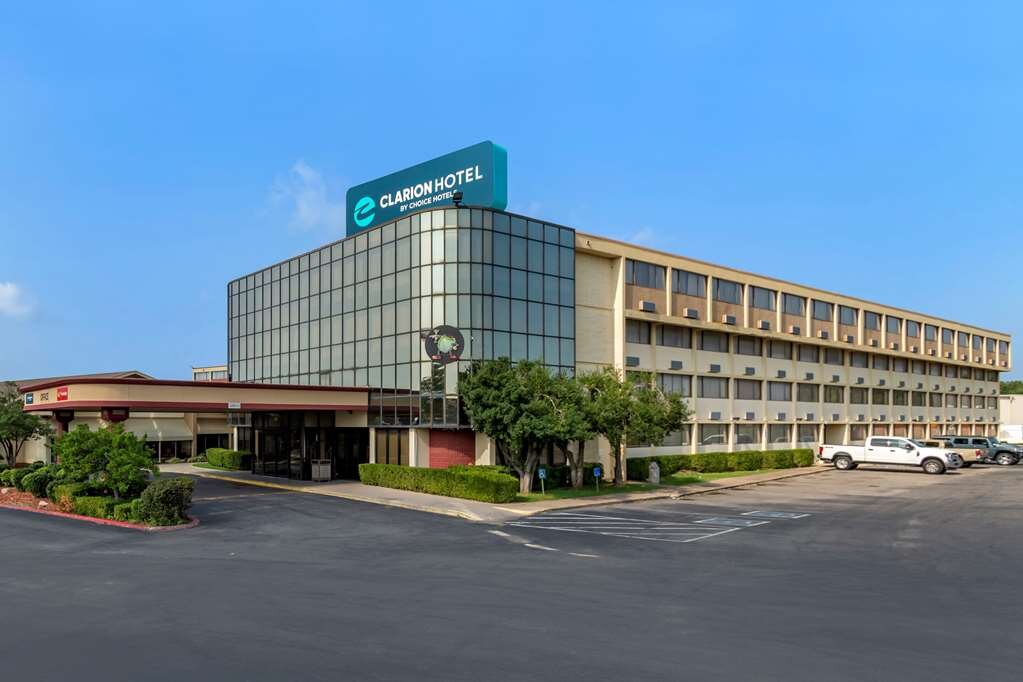 Clarion Hotel Broken Arrow - Tulsa-官方