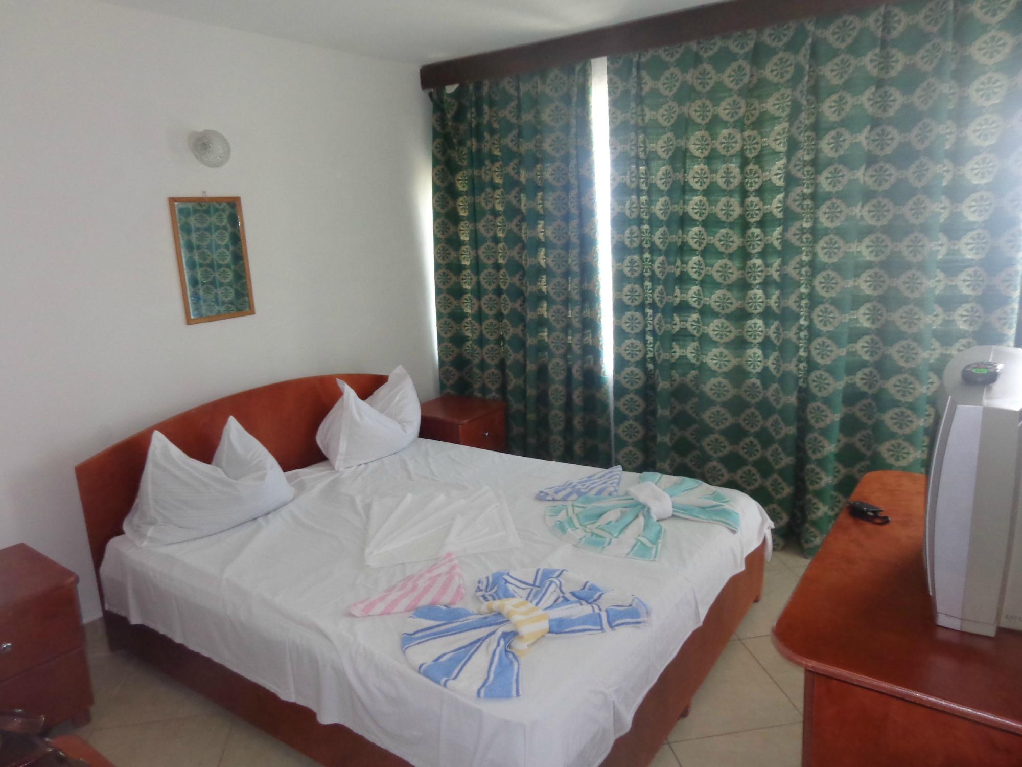 Hotel Crisana-客卧