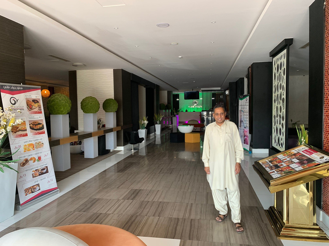 Dhahran Al Janub酒店住宿-Grand Valley Hotel