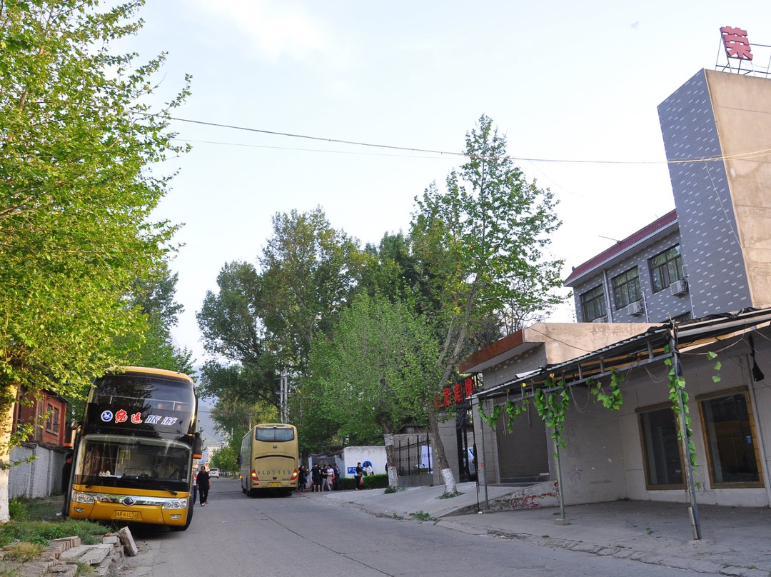 华山富润酒店 主图