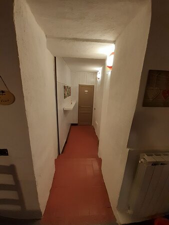 洞穴住宿加早餐酒店主图