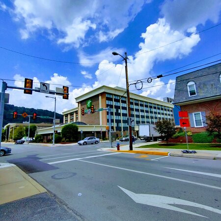Holiday Inn Johnstown-Downtown, an IHG hotel主图