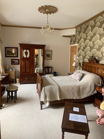 The Old Croft House主图