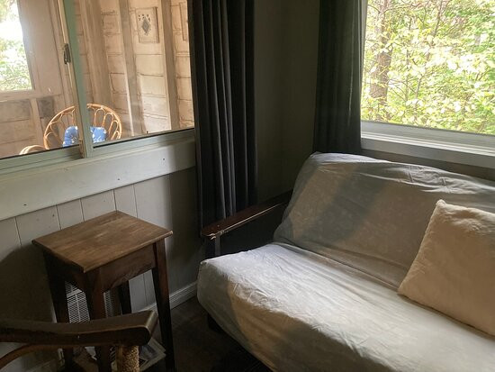 Algonquin's Edge Resort主图