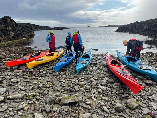 Sea Kayaking Wales景点图片
