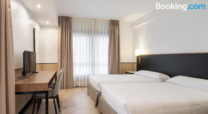 Hotel Costa Atlantica主图