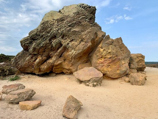 Agglestone Rock景点图片