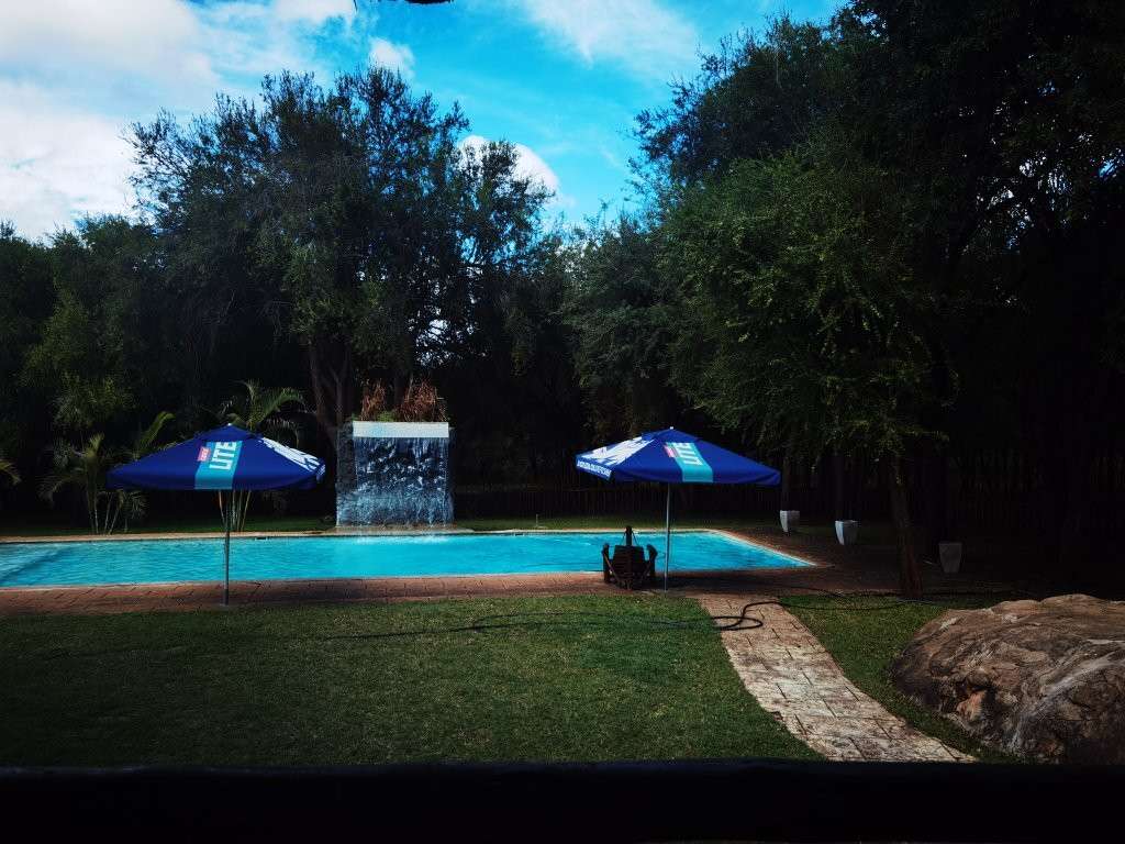 bos. Restaurant & Bar