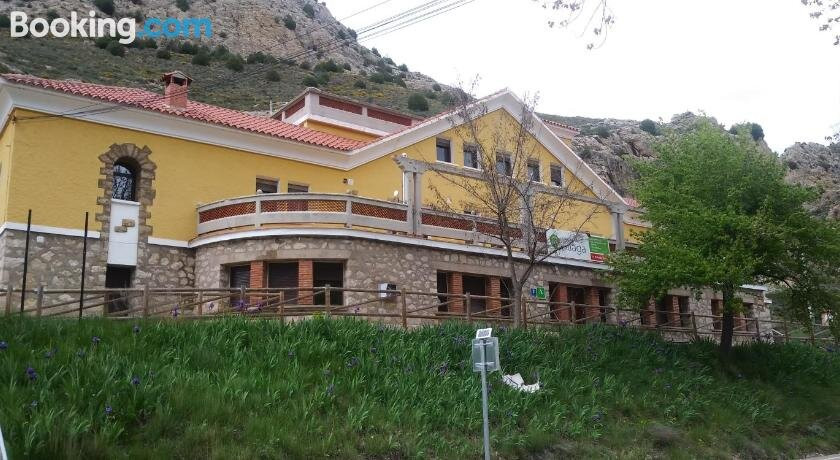 Albergue Santa Barbara