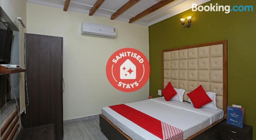 OYO 36858 Bartwal Guest House