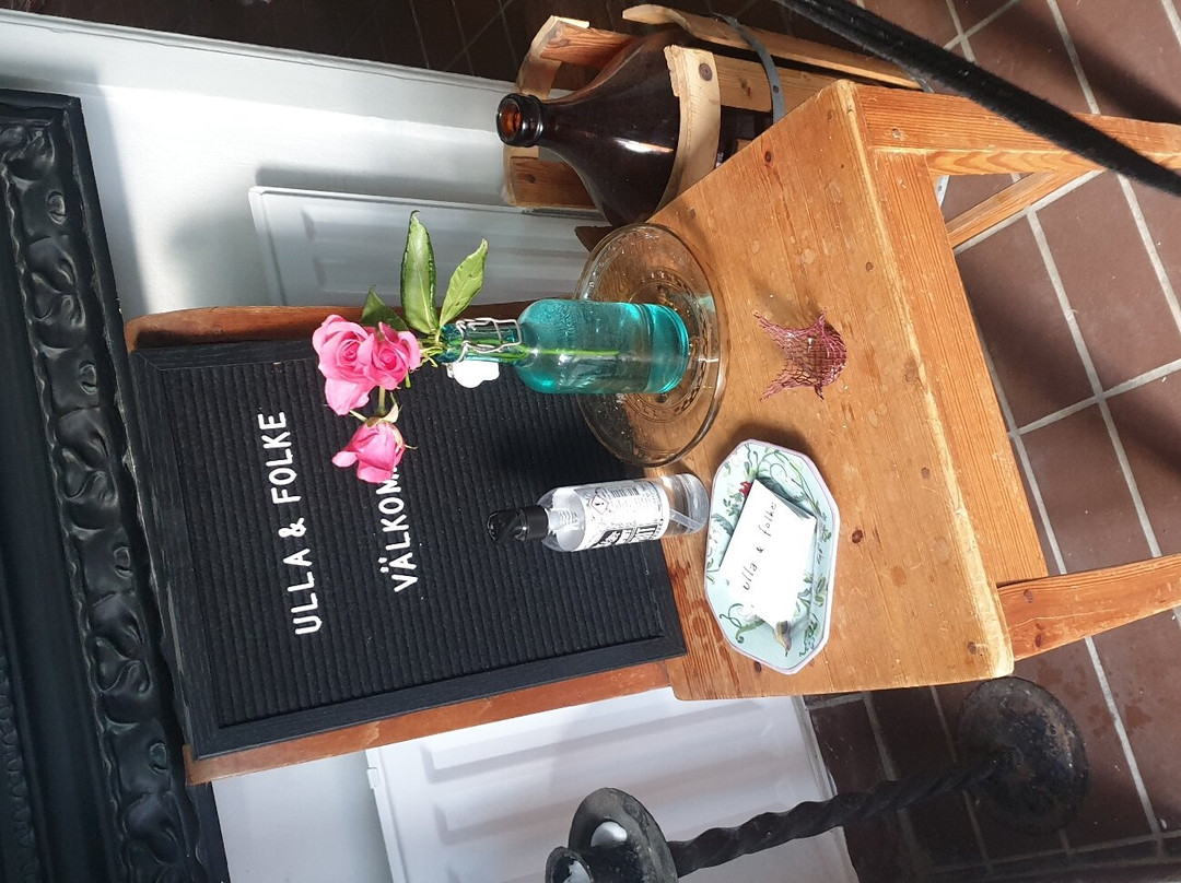 Ulla Och Folkes Mat Och Vin