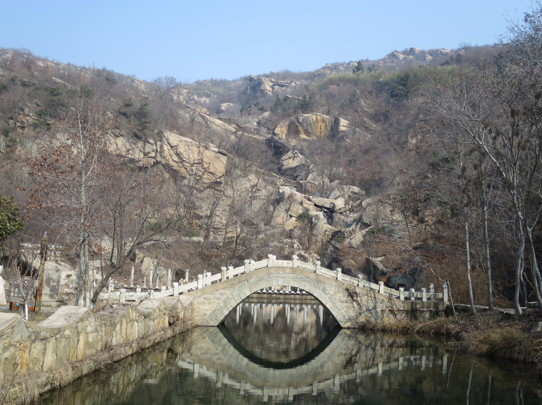 船山飞瀑景点图片