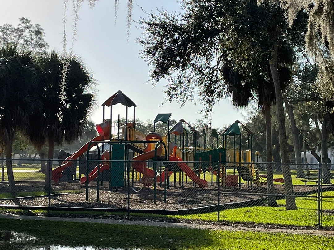 Bay Oaks Park-迈尔斯堡海滩必去景点