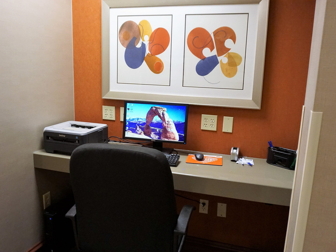 Holiday Inn Express & Suites Gibson By IHG主图