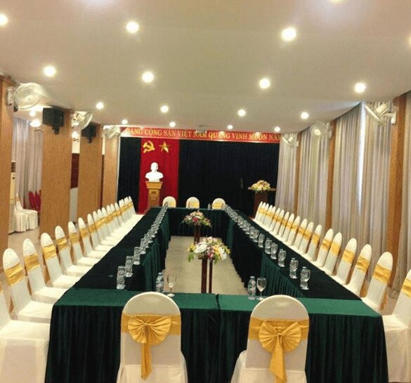 Khách Sạn Đông Á 1