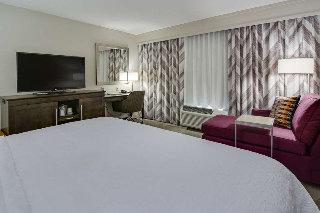 Hampton Inn Atlanta-Fairburn主图