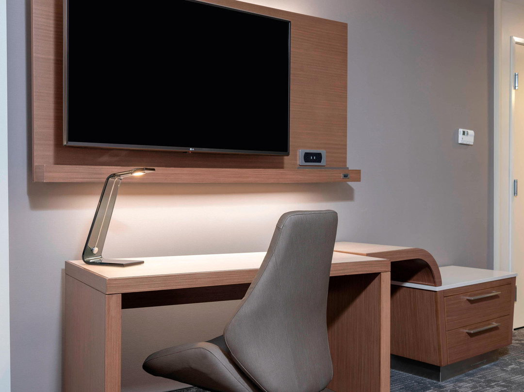 Courtyard by Marriott Cleveland Elyria主图