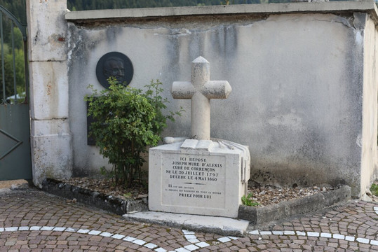 Eglise Sainte Croix-Correncon-en-Vercors必去景点