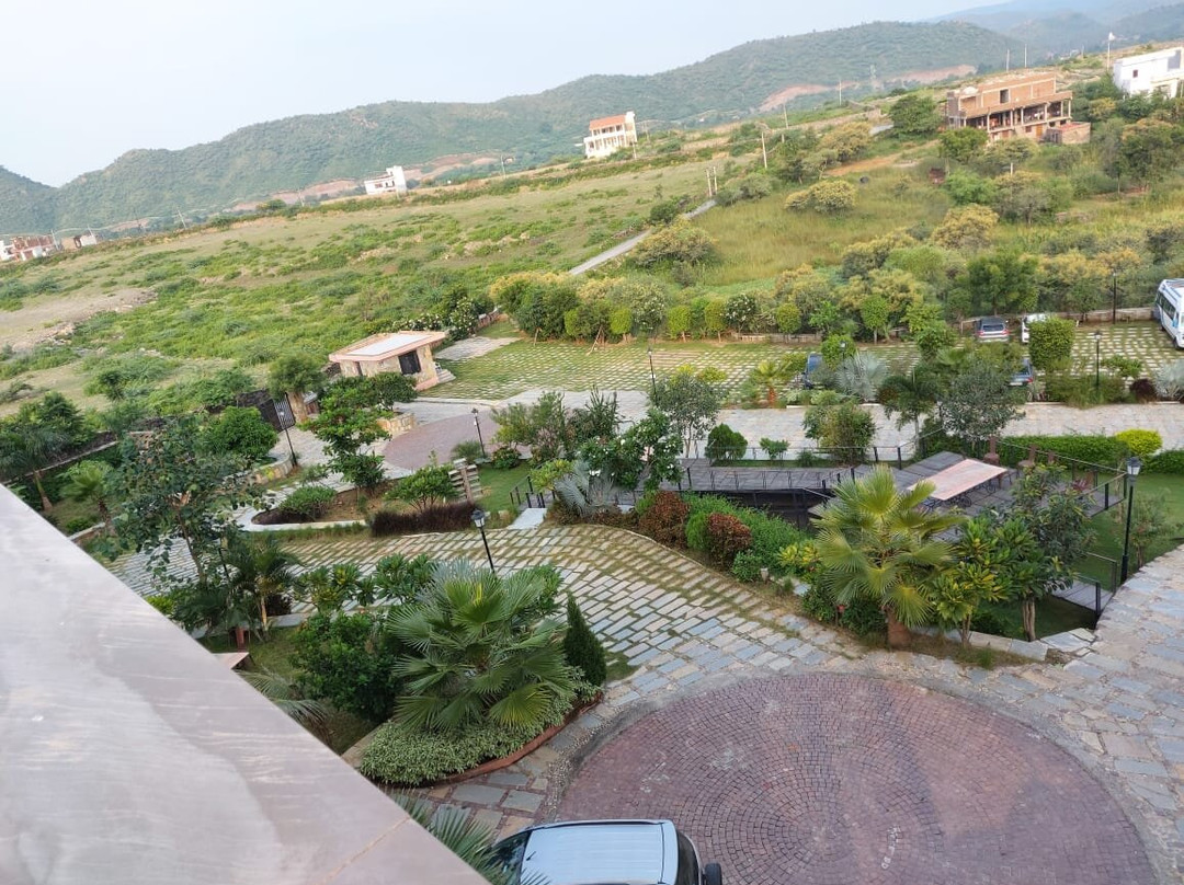 Palm Valley Svasti Resort主图