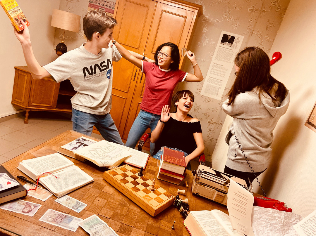 CharleroomS-夏勒华必去景点