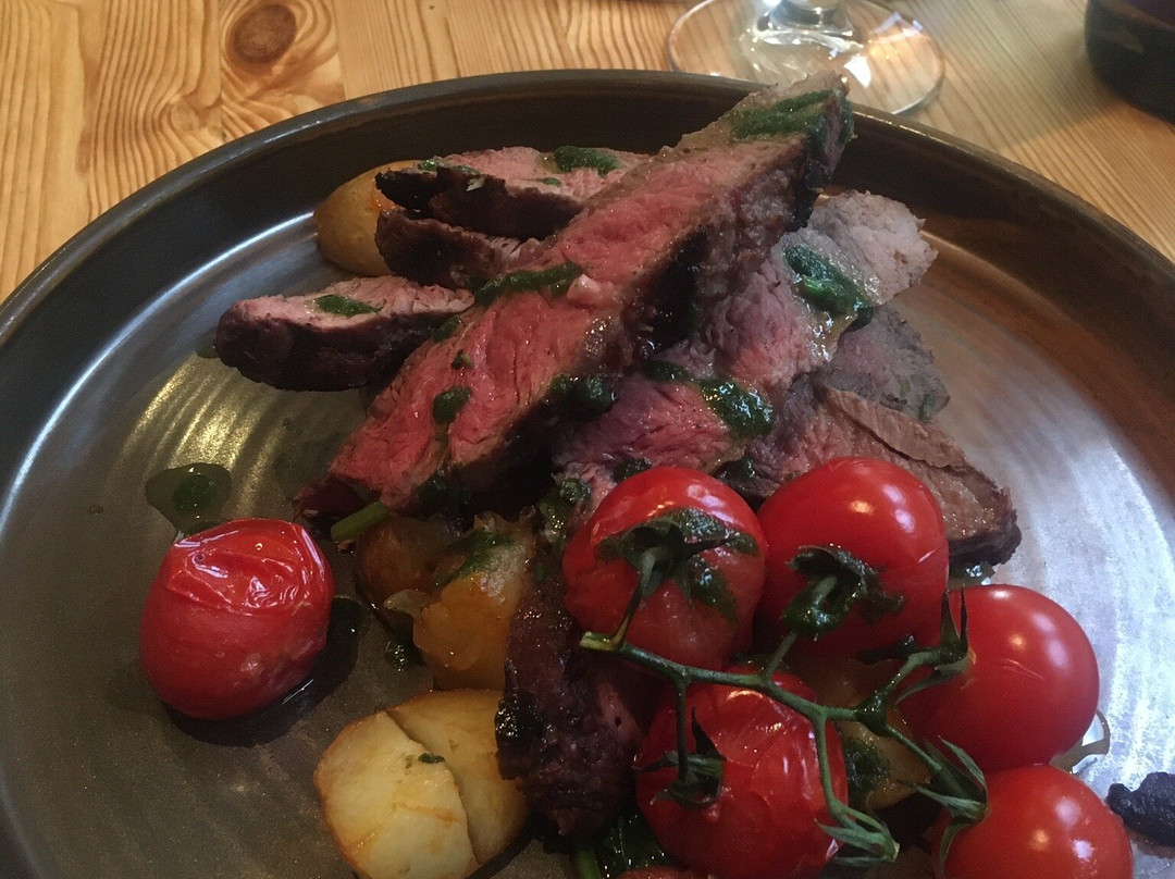 The Mulberry Tree主图