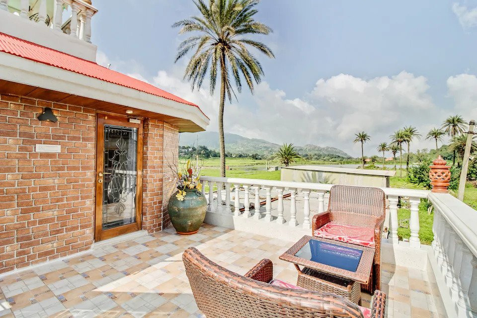 Lake View Villa主图