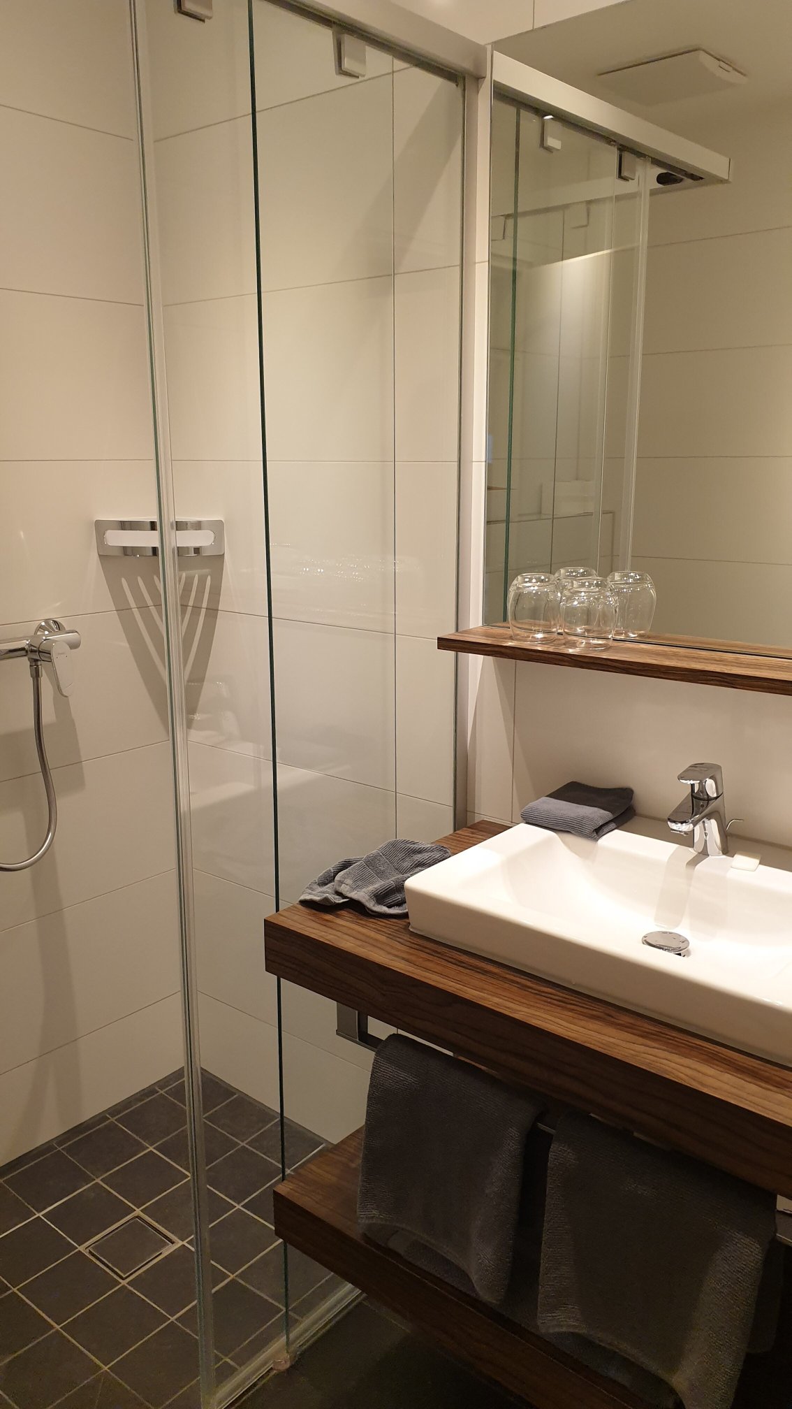 赫希酒店餐厅-浴室