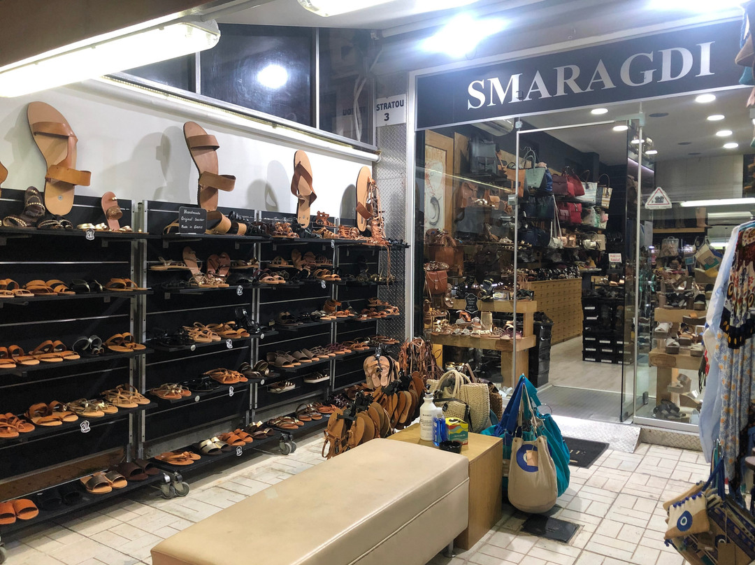 Smaragdi Shoes-Paralia Katerinis必去景点