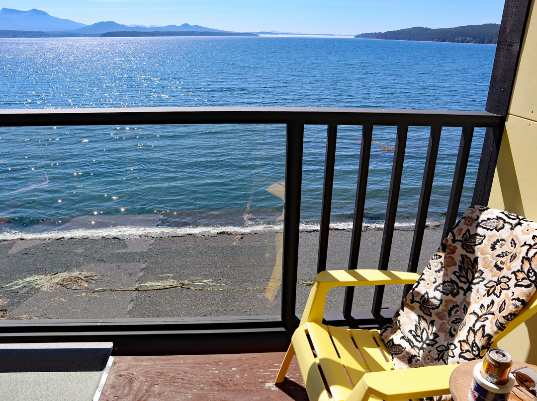 The Oceanfront Hotel主图