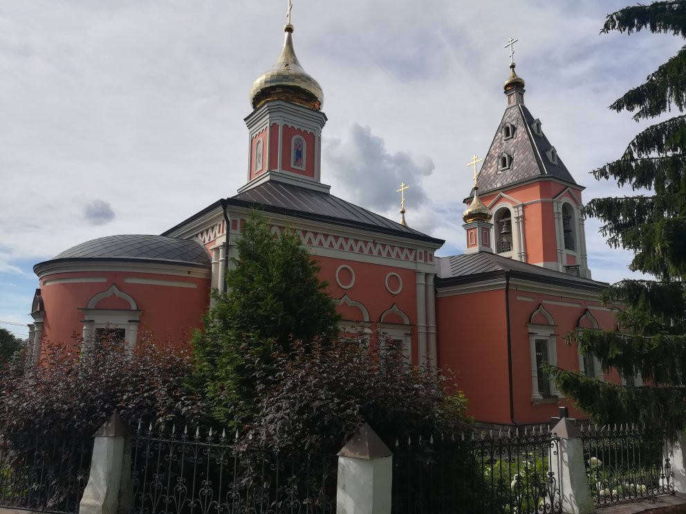 Saint Michael The Archangel Church-Bylovo必去景点