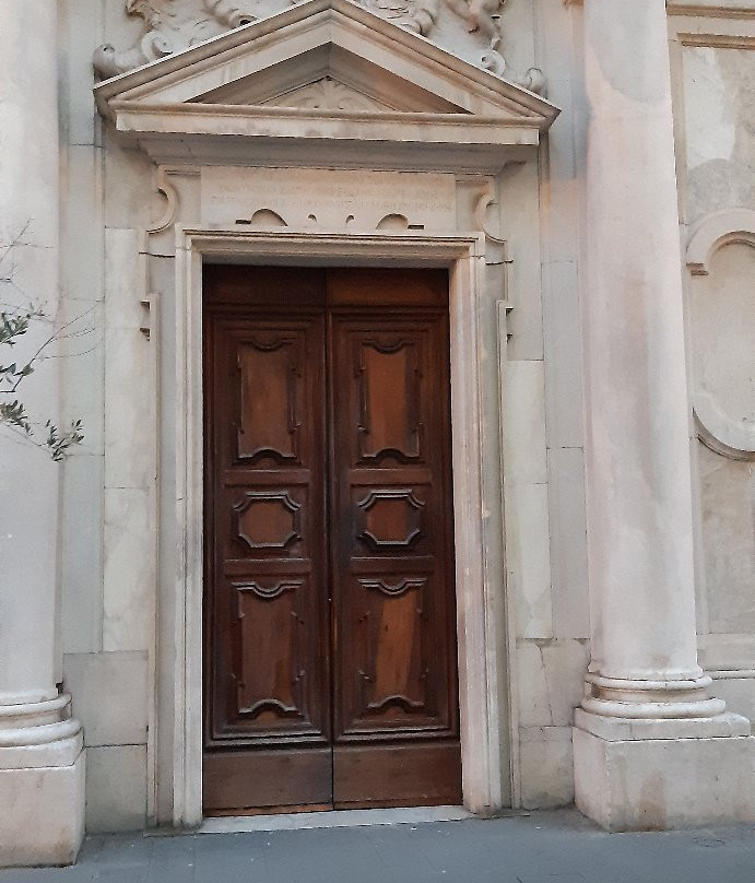 Chiesa dei Greci Uniti-里窝那必去景点
