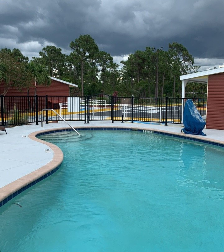 Knights Inn Punta Gorda主图