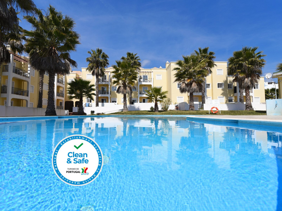 Praia Da Lota Resort Apartments主图