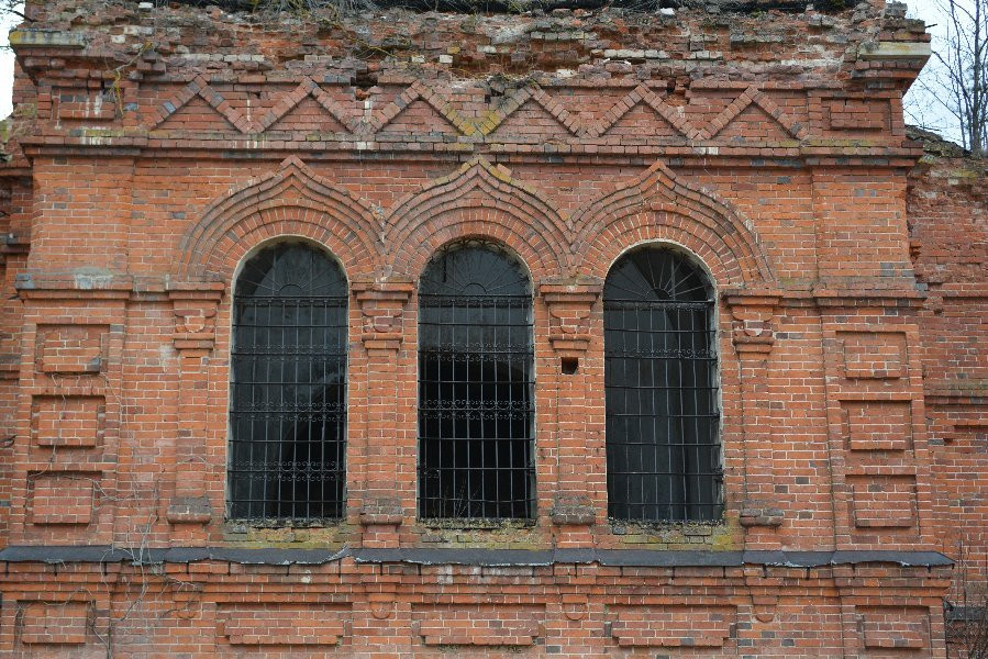 Nikolaya Chudotvortsa Church-Porech'ye必去景点