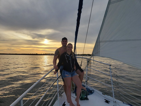 Sail The Daedalus-橙色海湾必去景点