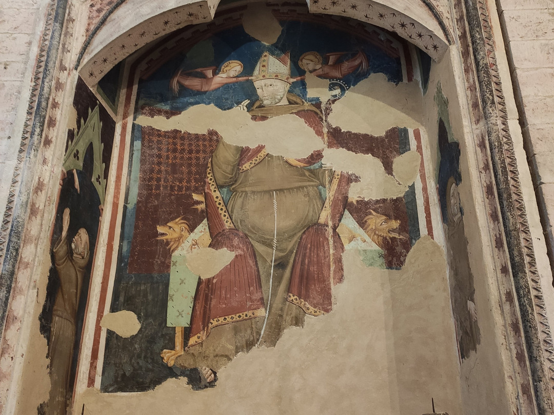 Chiesa San Francesco-Sassoferrato必去景点