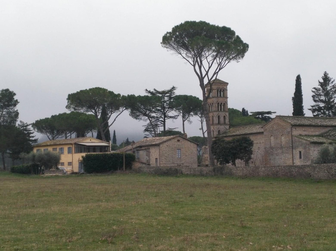 Santa Maria in Vescovio景点图片