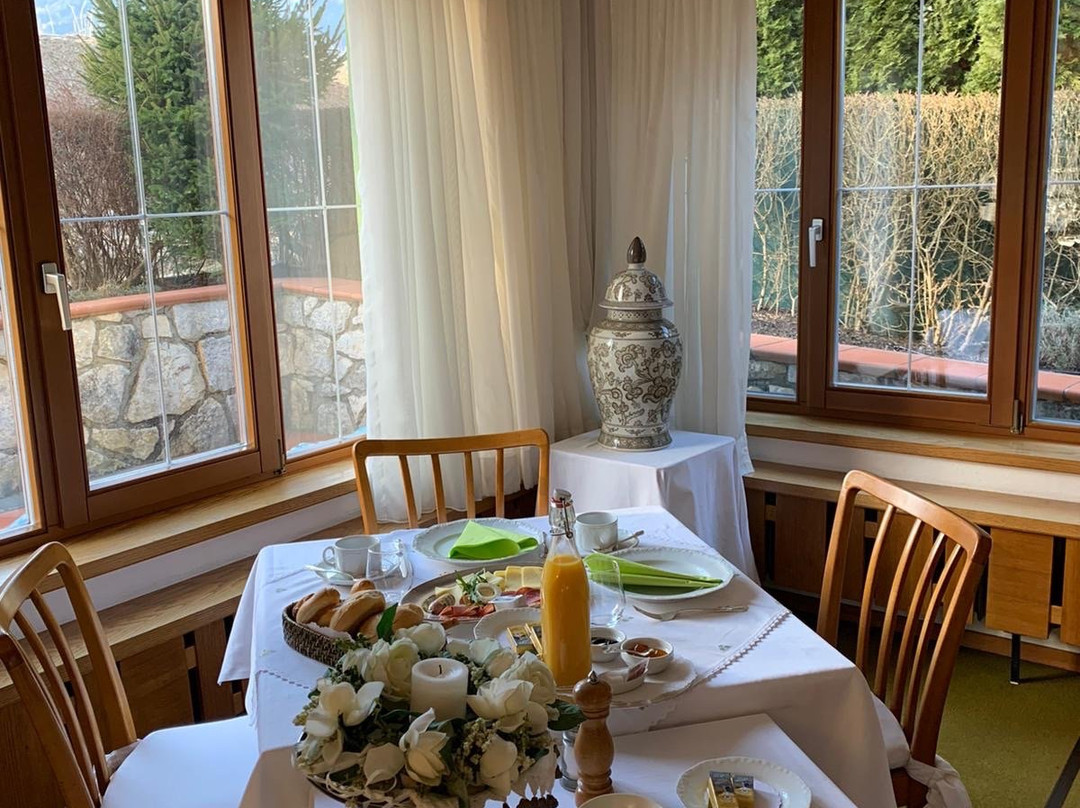 圣彼得迪特里希霍夫酒店主图