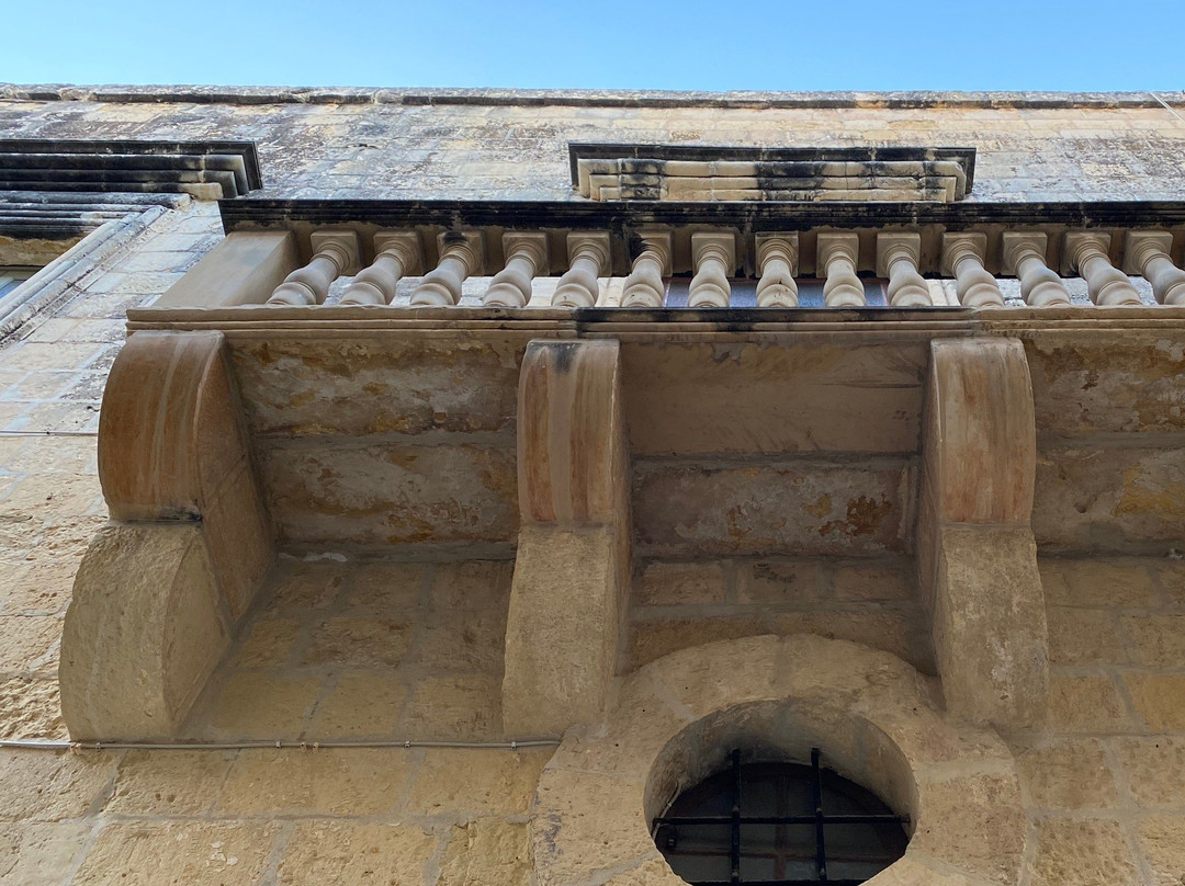 Auberge d'Angleterre-毕尔古必去景点