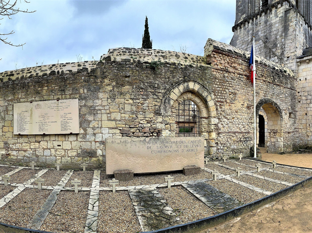 Mémorial et église saint Eusèbe景点图片