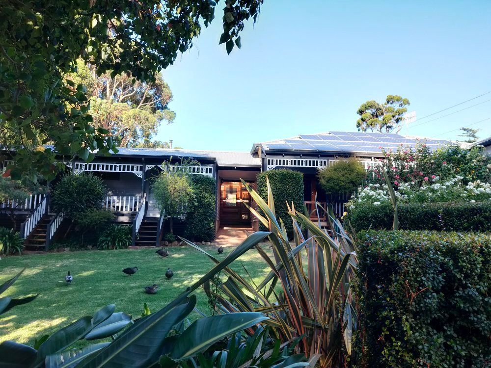 Adamson's Riverside Accommodation主图