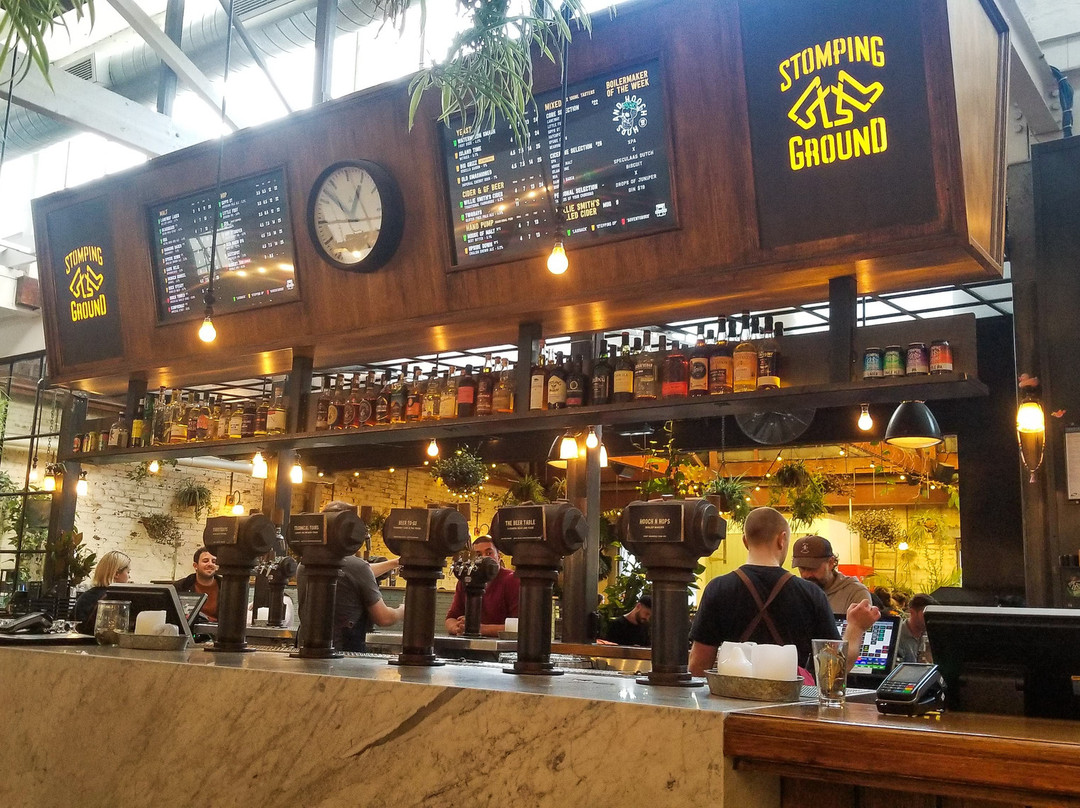 Stomping Ground Brewery & Beer Hall景点图片