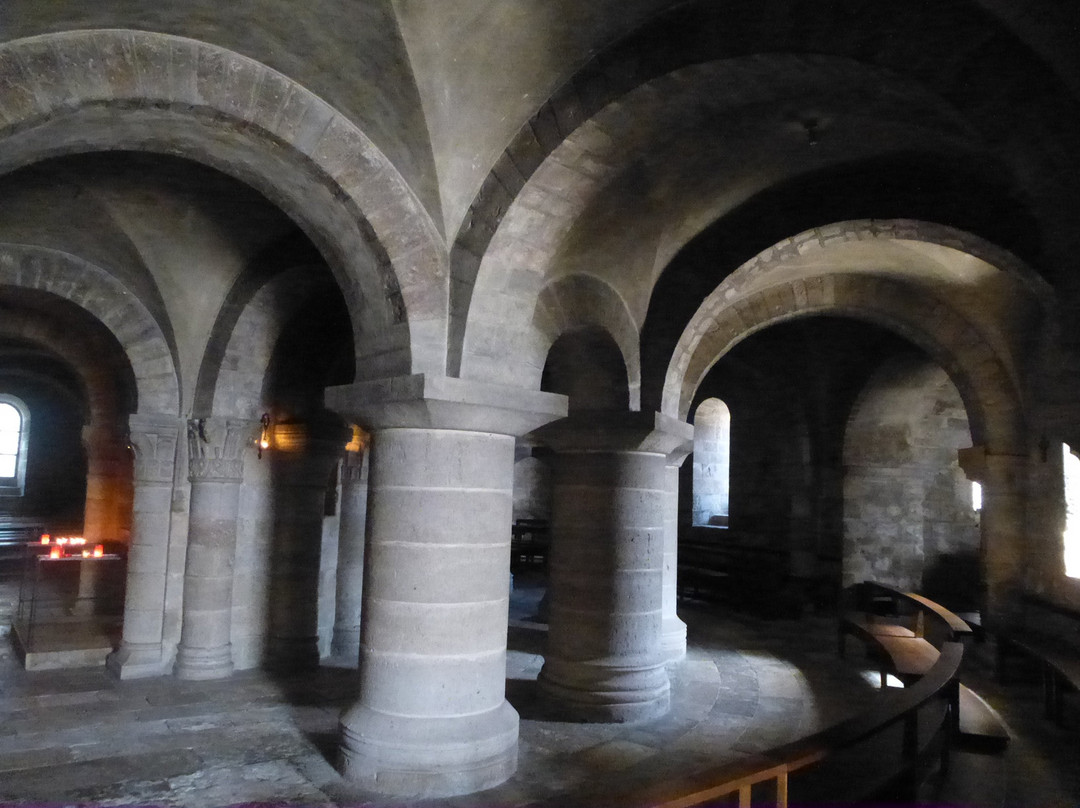 Abbaye de Fleury-Saint-Benoit-sur-Loire必去景点