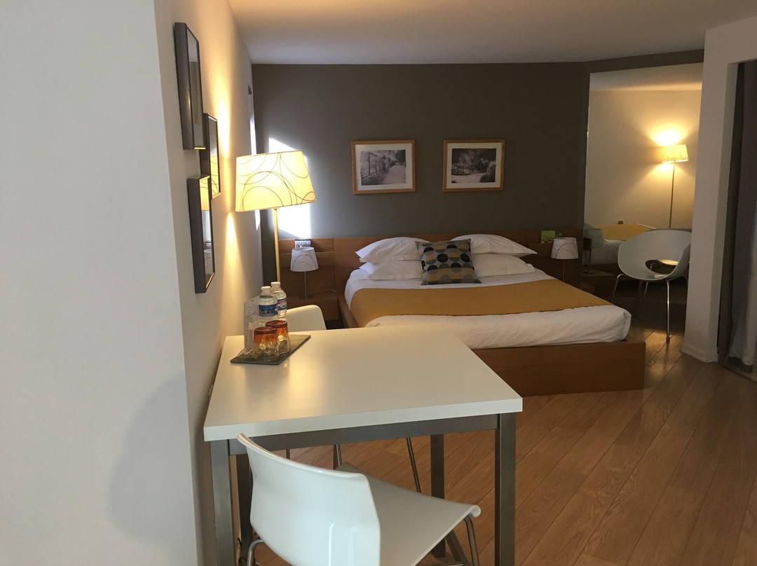 Couette et Café主图