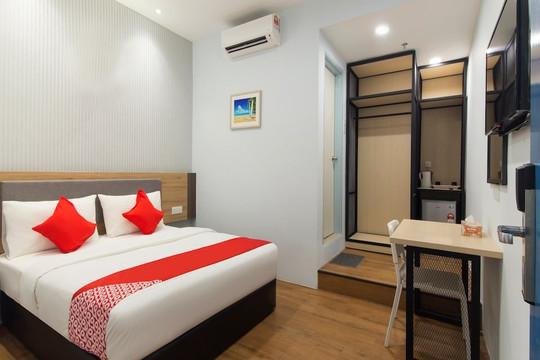 阿加佩酒店-士拉央主图