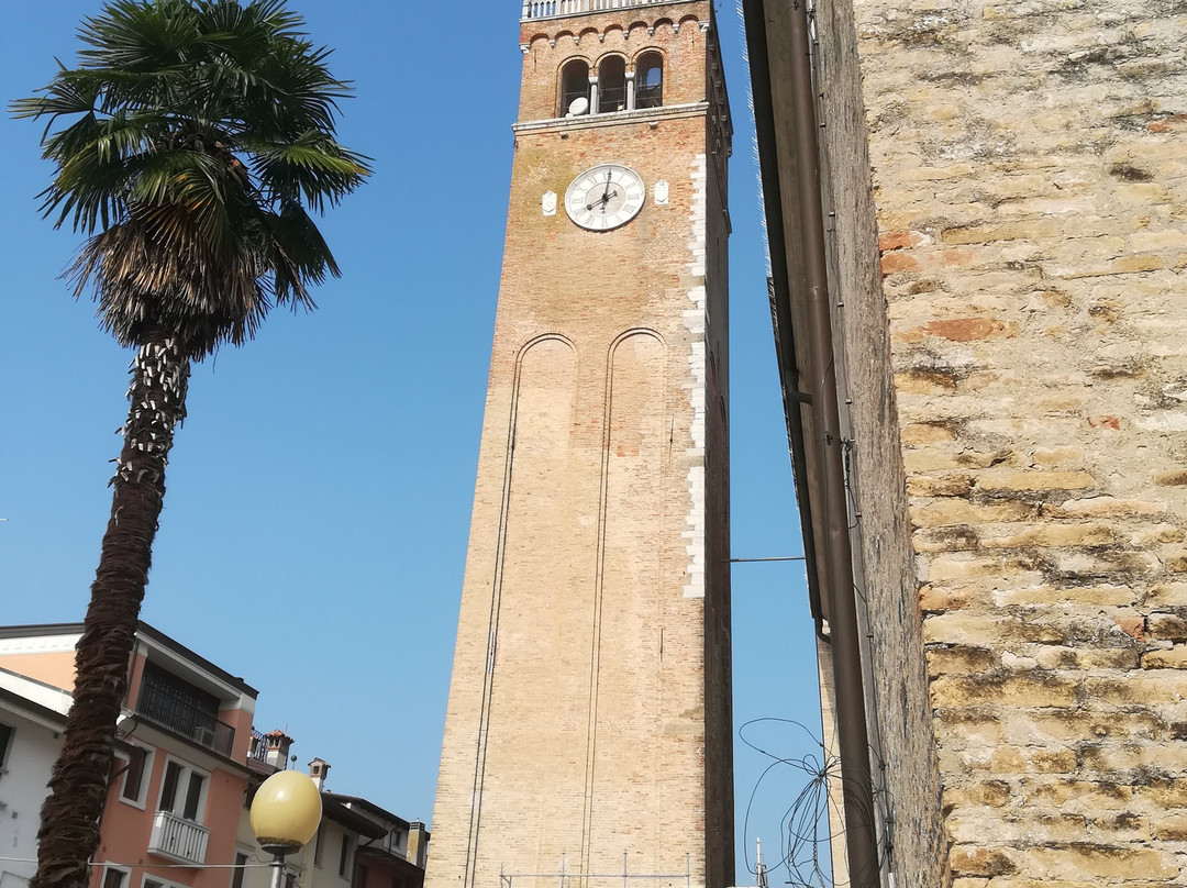 Torre Civica Campanaria景点图片